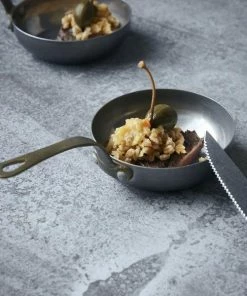 Nicolas Vahé Presentation Frying Pans