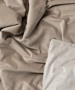 Chalk UK Dusky Pink/Nude Velvet Star Throw