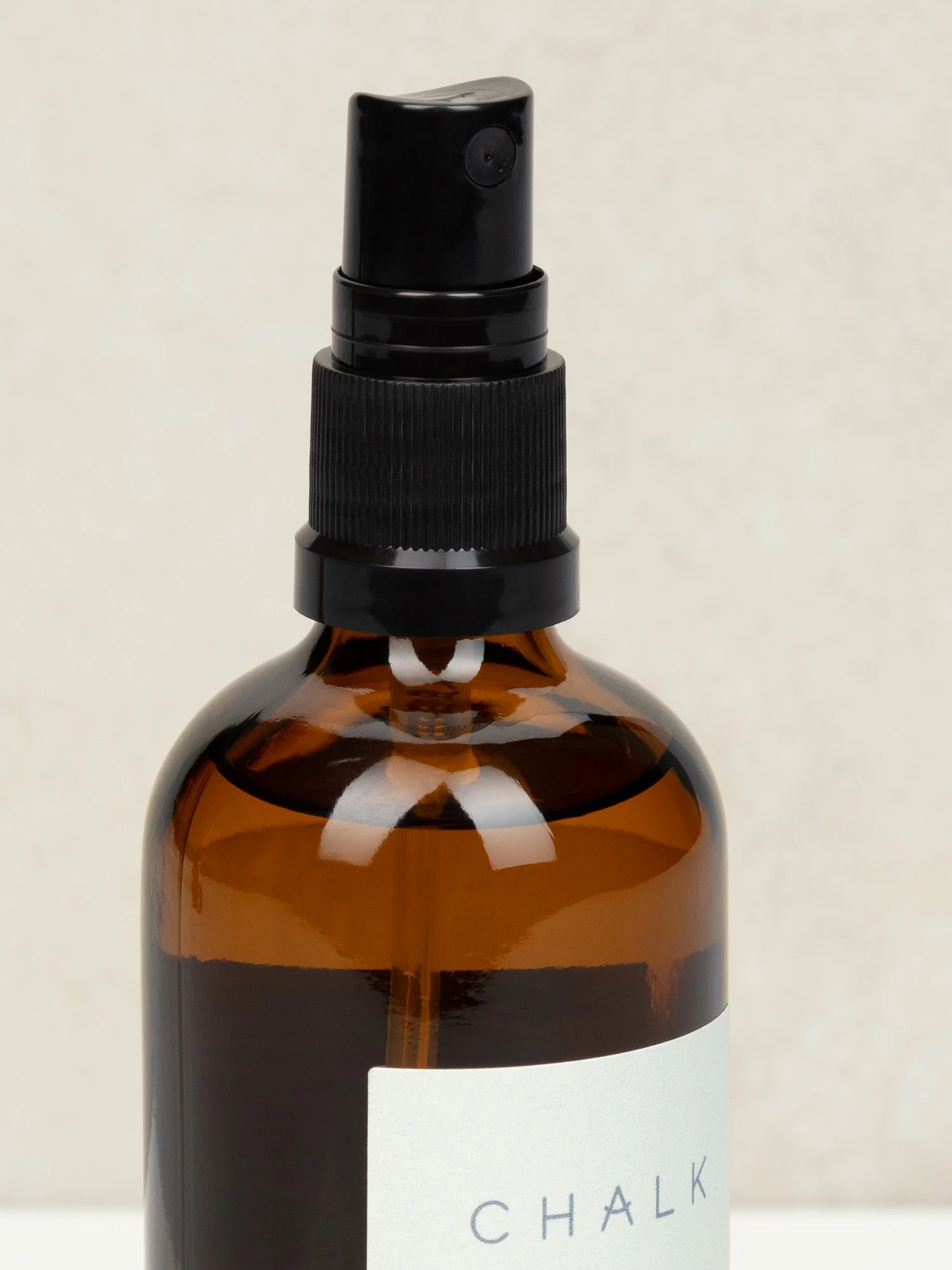 Chalk UK 100ml Lavender Room & Pillow Spray 5 Chalk UK 100ml Lavender Room & Pillow Spray